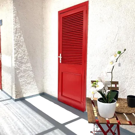 Gasthof Stanze Al Mare Di Lucia