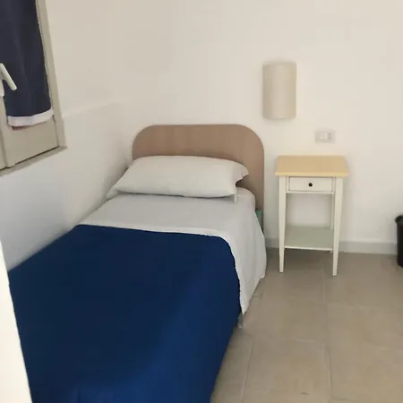 Stanze Al Mare Di Lucia Fontane Bianche